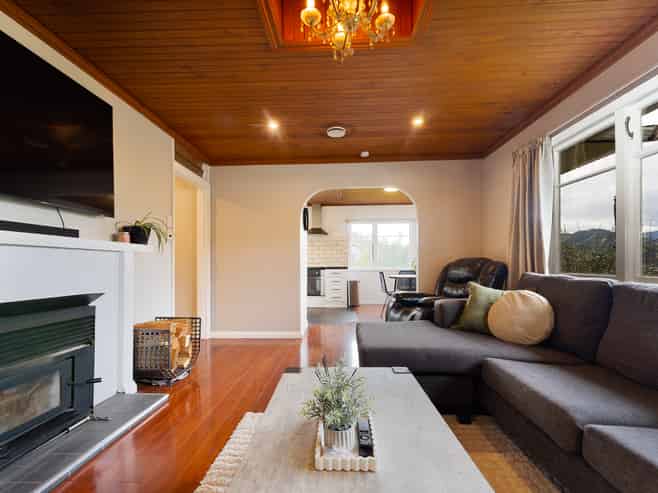 154 Washington Road, Washington Valley