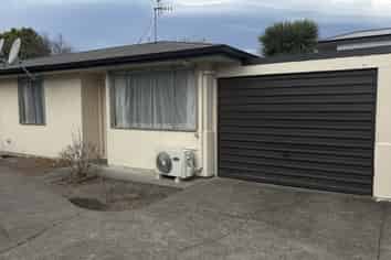 3/806 Lyell Street, Akina