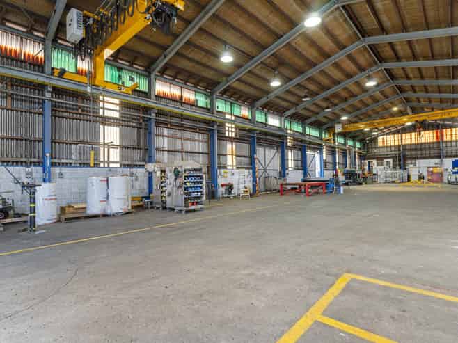 Large warehouse in Central Te Rapa