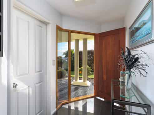 1 Windleborn Place, Richmond