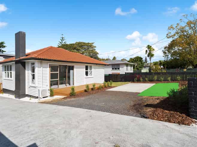 33 Longburn Road, Henderson