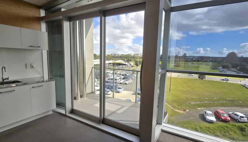 71 Barrys Point Road, Takapuna