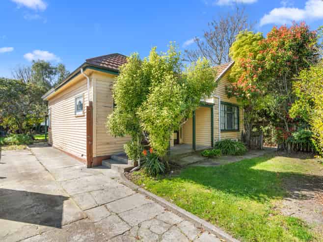 23 Dickens Street, Addington