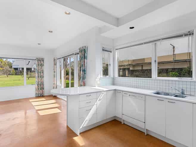 13 Dudley Road, Mission Bay