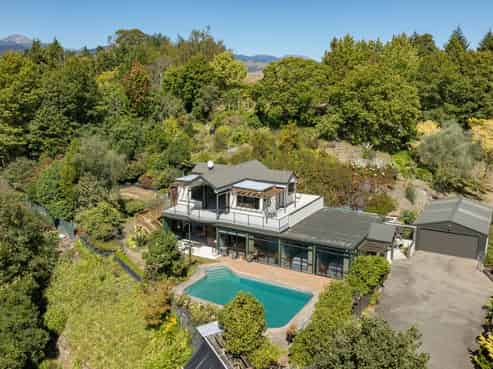 17 Hunt Terrace, Wakefield