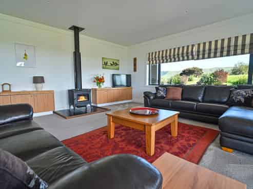 63 Waipuka Road, Waimarama