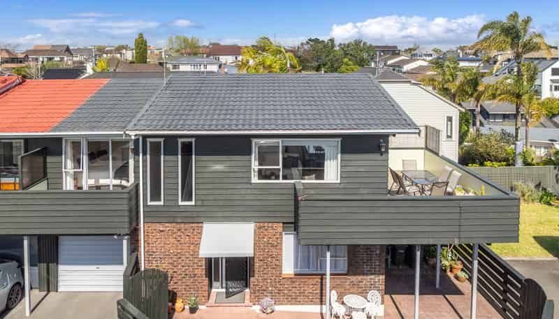 3/65 Long Drive, St Heliers