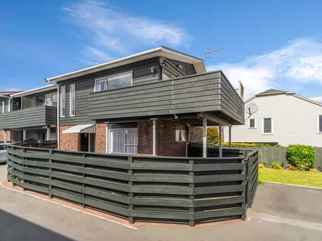 3/65 Long Drive, St Heliers