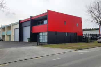 Rare freehold industrial unit HUGE PROFILE Tauriko