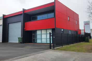 Rare freehold industrial unit HUGE PROFILE Tauriko