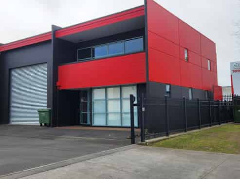 Rare freehold industrial unit HUGE PROFILE Tauriko