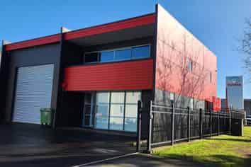 Rare freehold industrial unit HUGE PROFILE Tauriko