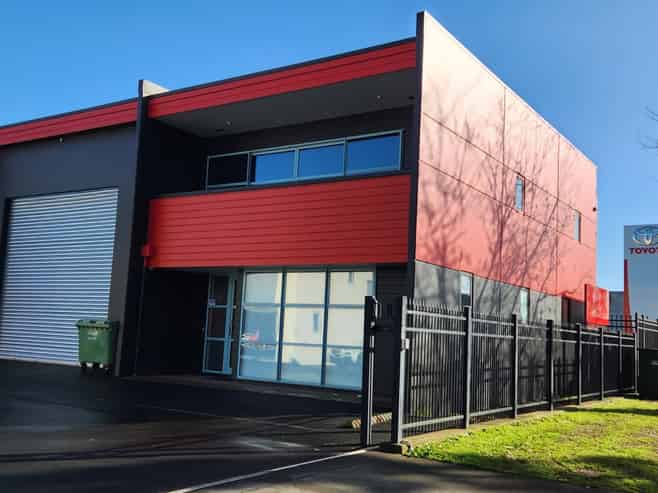 Rare freehold industrial unit HUGE PROFILE Tauriko