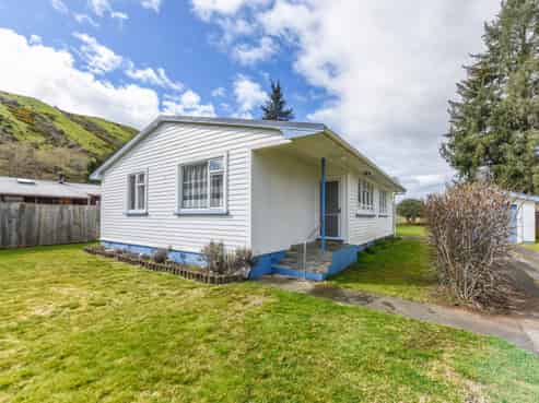 36 Matai Crescent, Tapawera