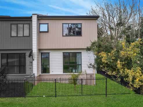 64D, 64F & Coxhead Road, Manurewa