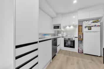 64F Coxhead Road, Manurewa