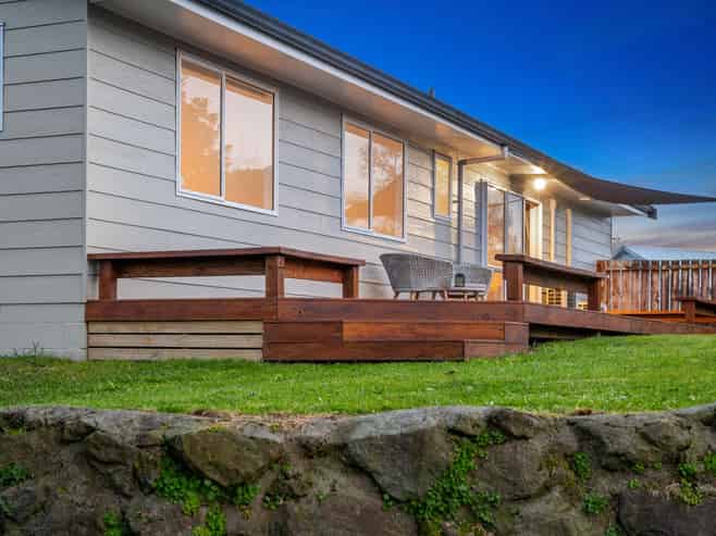 6 Augustus Earle Place, Pukehangi