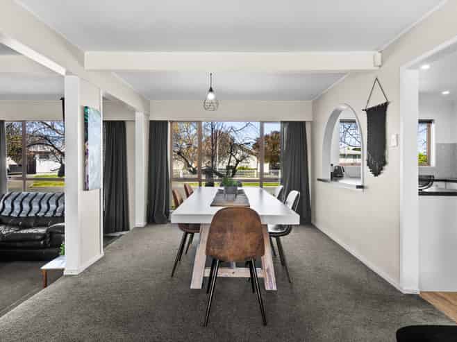 12 Sutherland Street, Tamatea