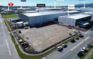 Premium New-Build Warehouse with Office