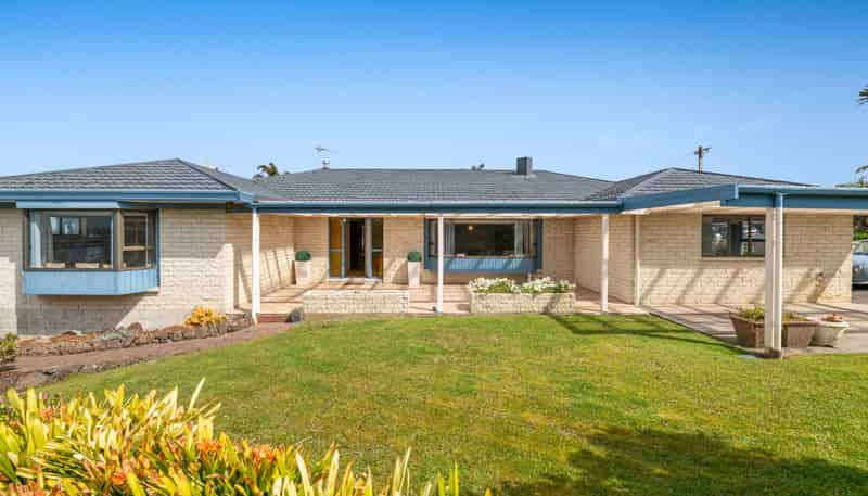 42 Wiseley Road, Hobsonville