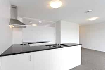 11/26 Railway Street West, Papakura