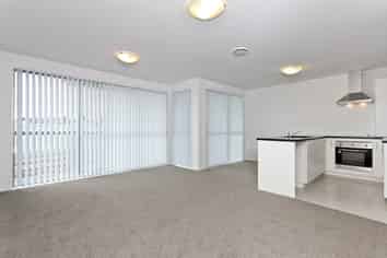 11/26 Railway Street West, Papakura