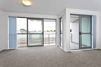 11/26 Railway Street West, Papakura