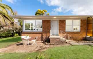 2/14 Kapiti Place, Sunnynook