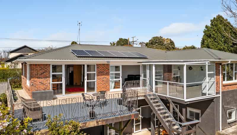 13 Cowling Road, Hurdon