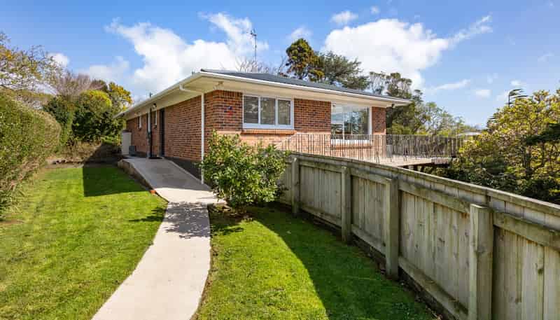 13 Cowling Road, Hurdon