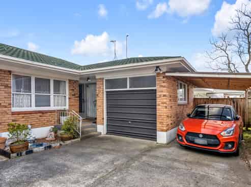 2/90 Pakuranga Road, Pakuranga