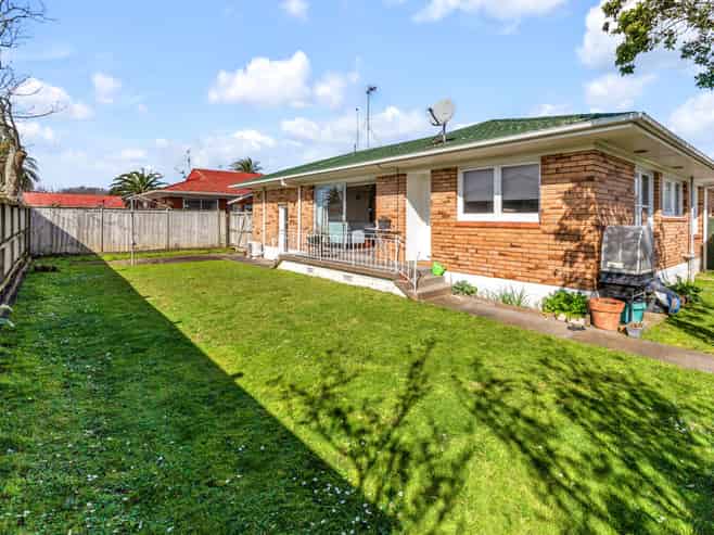 2/90 Pakuranga Road, Pakuranga