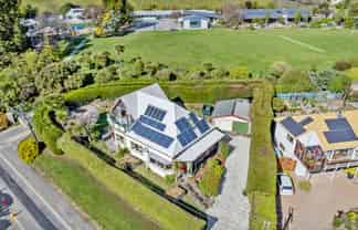 124 Marine Drive, Diamond Harbour