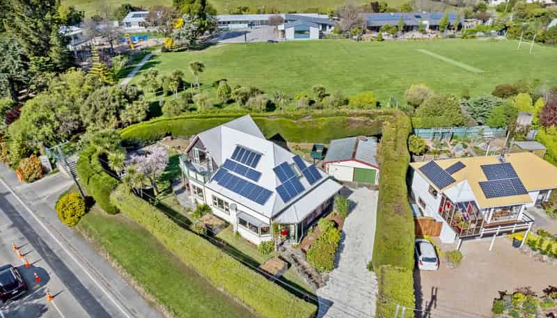 124 Marine Drive, Diamond Harbour