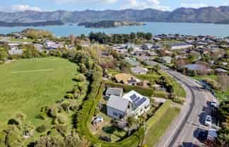 124 Marine Drive, Diamond Harbour