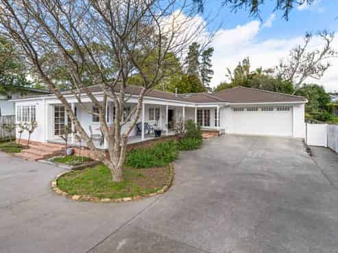 9 Third View Avenue, Beachlands