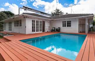 9 Third View Avenue, Beachlands