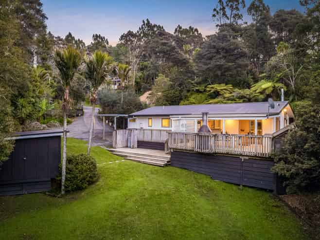 146 Laingholm Drive, Laingholm