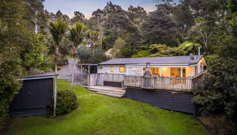 146 Laingholm Drive, Laingholm
