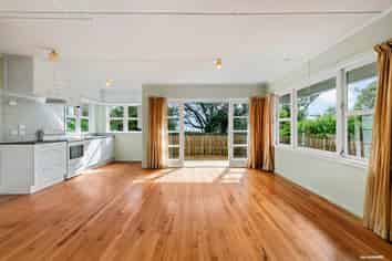 38  Sergeant Road, Awhitu