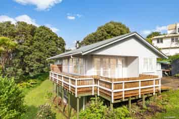 38  Sergeant Road, Awhitu