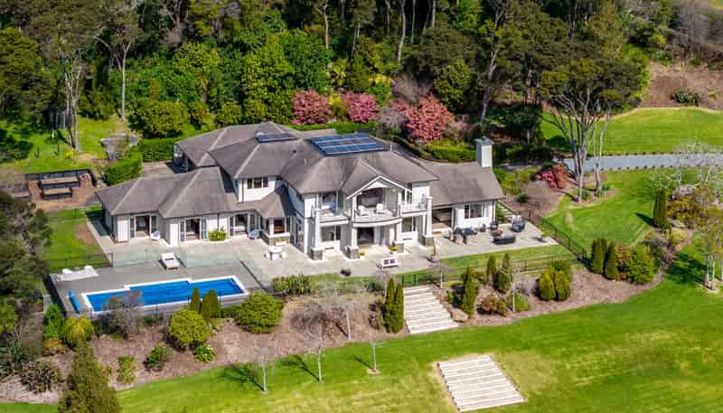 1 Pearson Road, Whitford