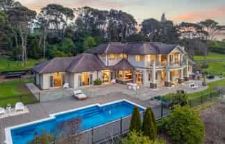 1 Pearson Road, Whitford