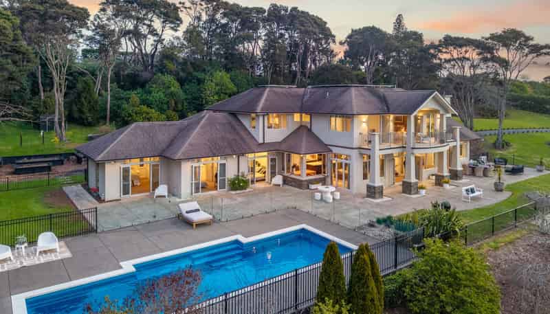 1 Pearson Road, Whitford