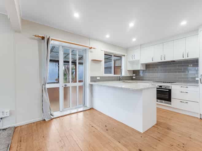 56 Botany Road, Botany Downs