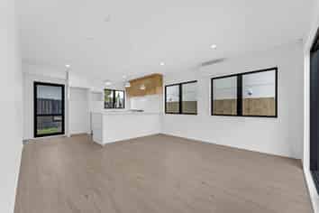 7B Surrey Street, Manurewa