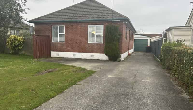 12 Churchill Avenue, Gore