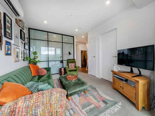 502/1817A Great North Road, Avondale