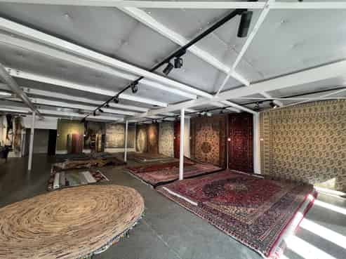 Prime College Street Showroom/Retail