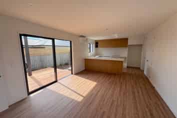 2/89 Rattray Street, Riccarton